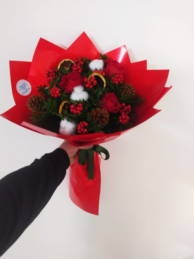 Kırmızı Bukette Kokinalar 